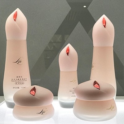 護膚產品合適裝什么包材？